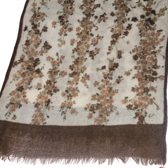 Vintage Brown And Cream Floral Print Scarf - Picture 3 of 3